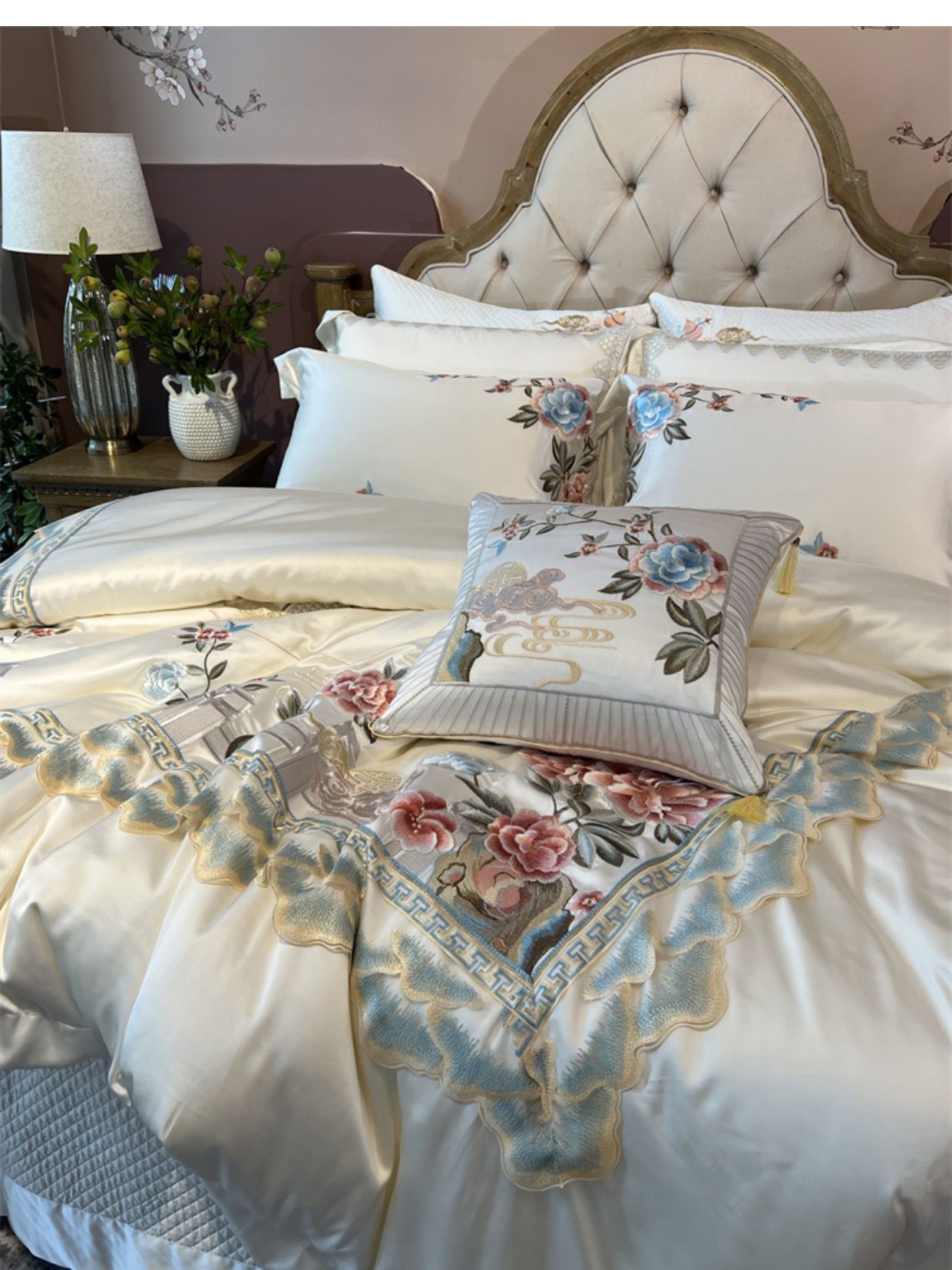 Acacia Egyptian Cotton Embroidery Luxury Duvet Cover Bedding Set