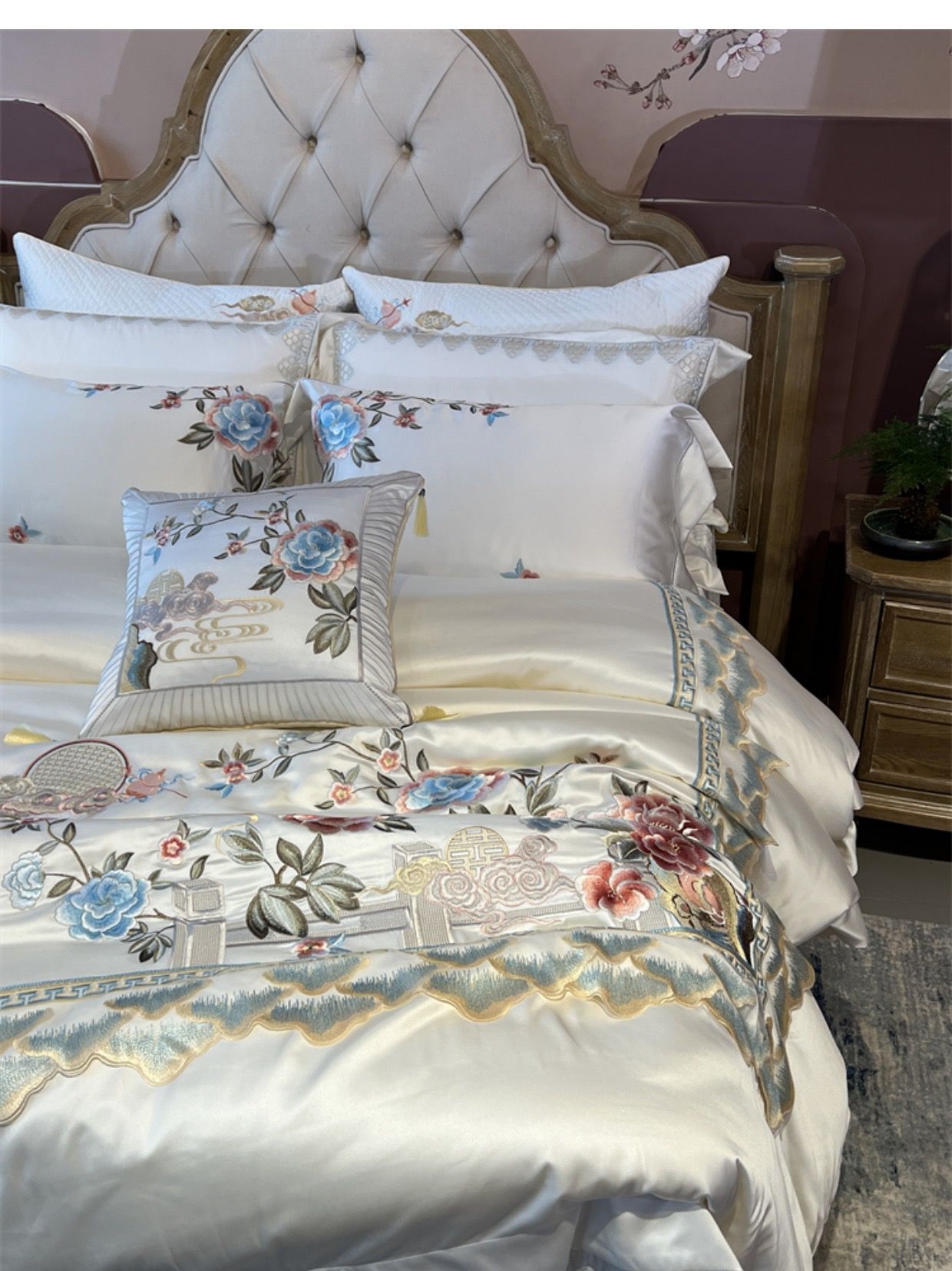Acacia Egyptian Cotton Embroidery Luxury Duvet Cover Bedding Set