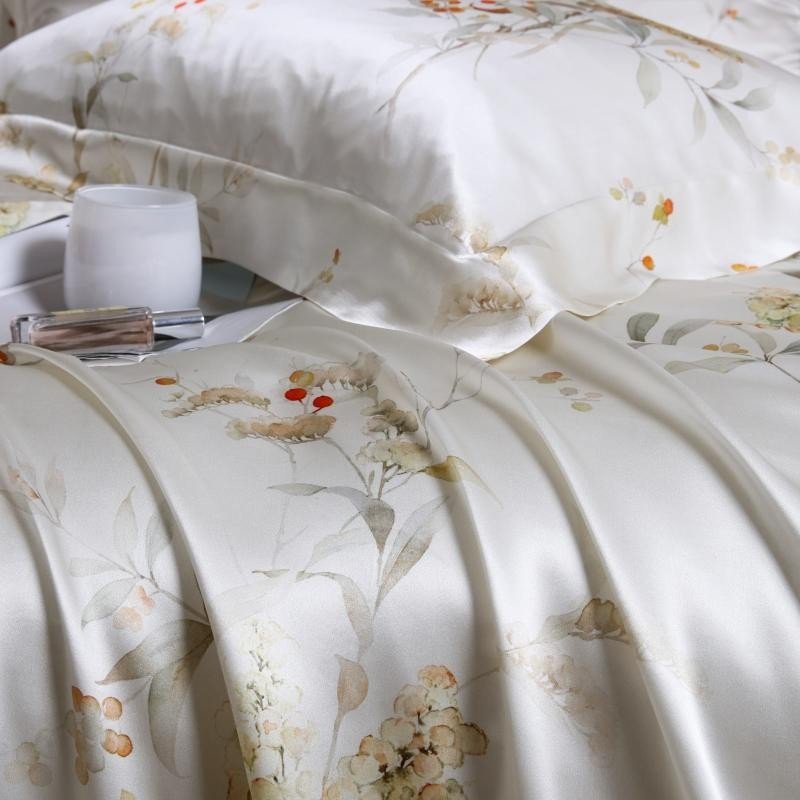 Amaya Luxury Pure Mulberry Silk Bedding Set - RoseStraya.com