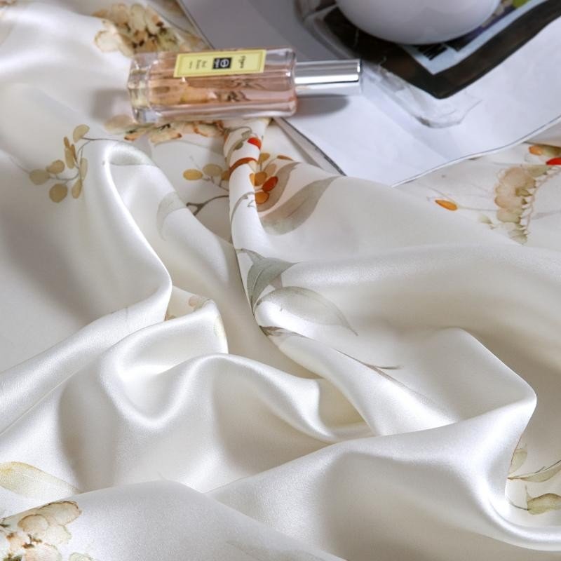 Amaya Luxury Pure Mulberry Silk Bedding Set - RoseStraya.com