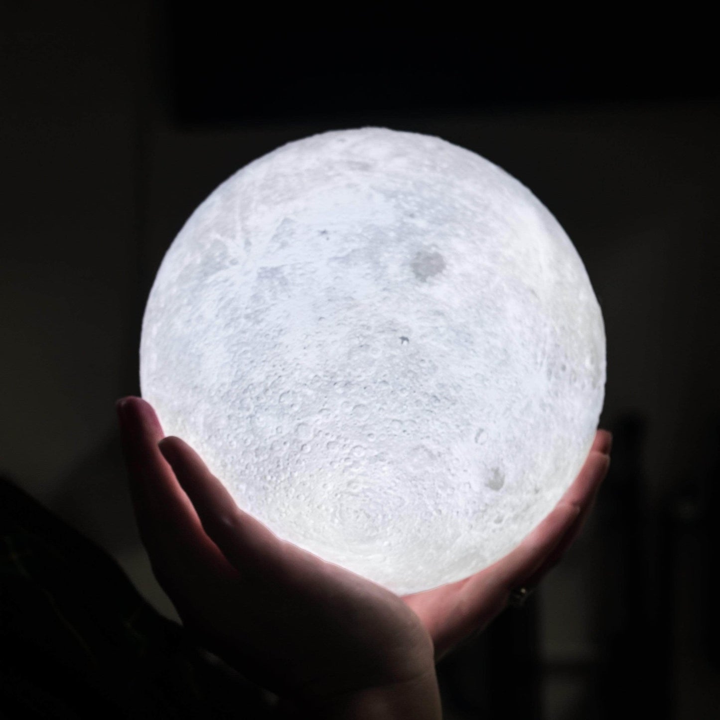 Ayla Moon Light 16-Color Remote Control - RoseStraya.com