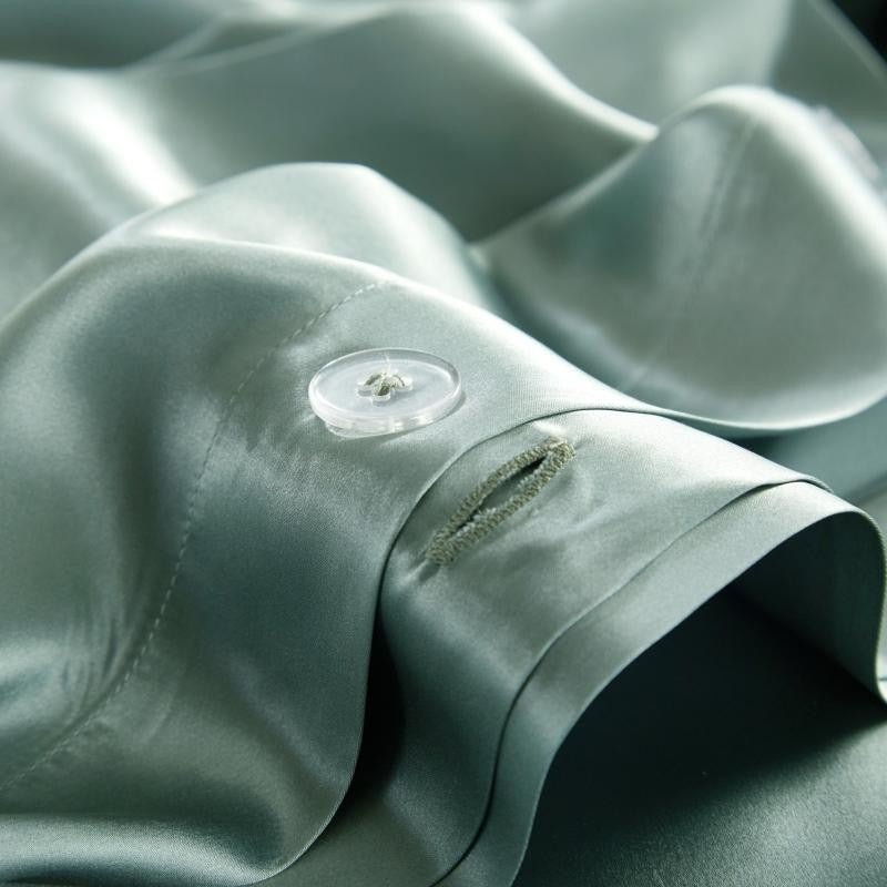 Eloisa Pistachio Green Luxury Pure Mulberry Silk Bedding Set - RoseStraya.com