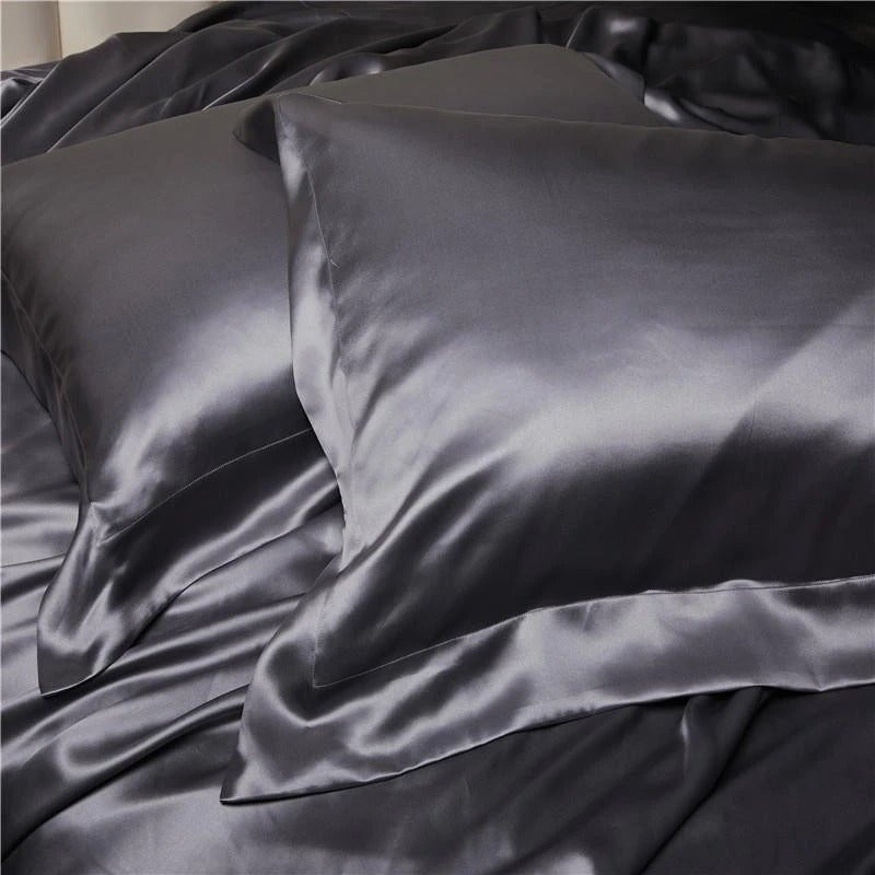 Eloisa Quartz Luxury Pure Mulberry Silk Bedding Set - RoseStraya.com