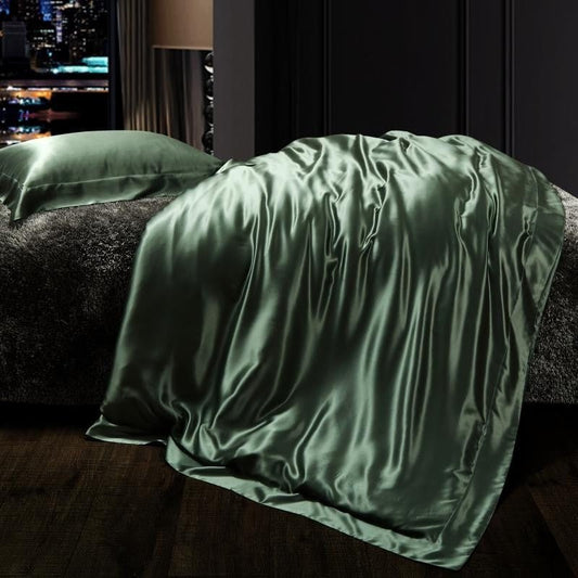 Eloisa Rifle Green Luxury Pure Mulberry Silk Bedding Set - RoseStraya.com