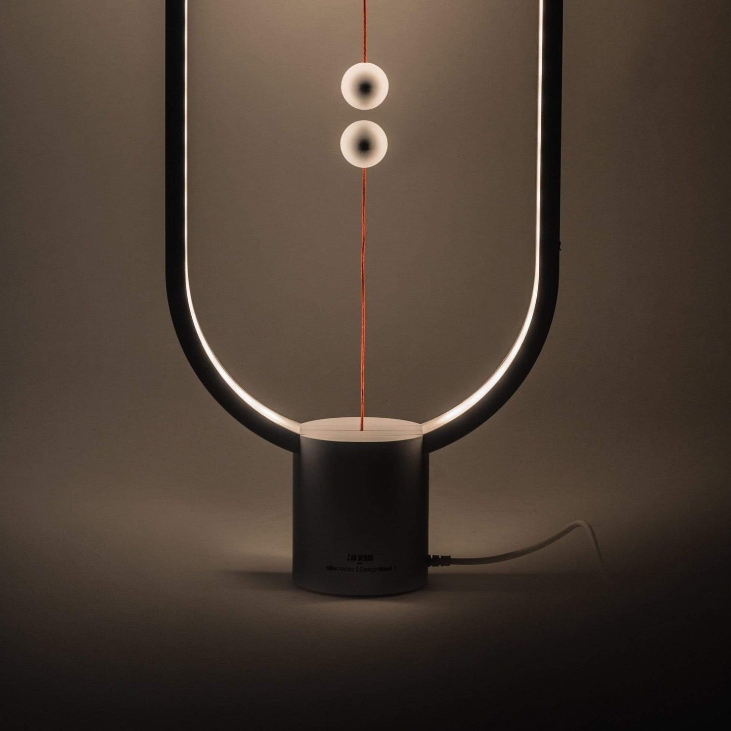 Magnetic Balance Lamp Novelty Mini Levitation Floating Ball USB Bedside Light - RoseStraya.com