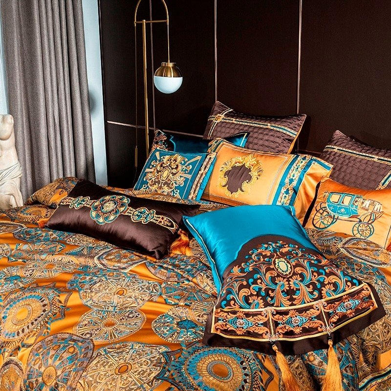 Umaira Embroidered Tassel Rounded Jacquard Satin Duvet Cover Set - RoseStraya.com